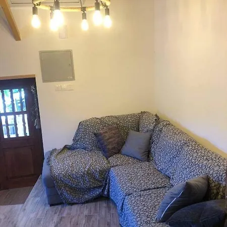 شقة To Spiti Tou Faliari